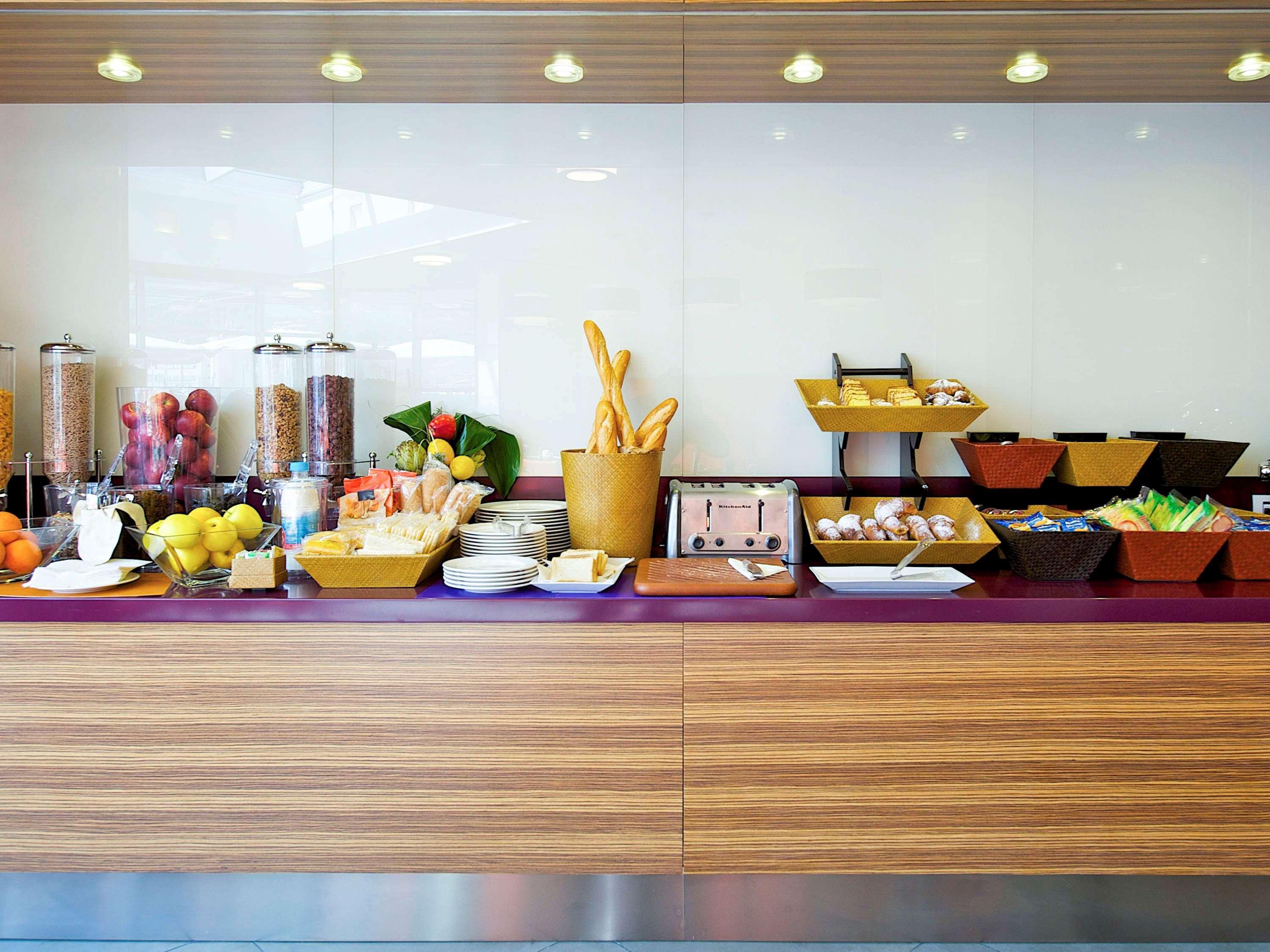 Novotel Salerno Est Arechi Εξωτερικό φωτογραφία