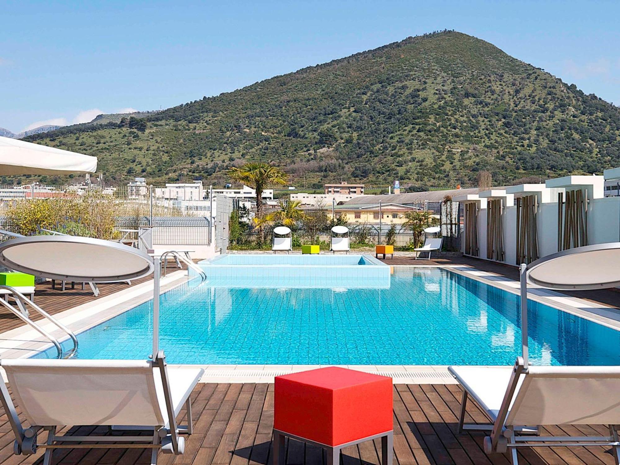 Novotel Salerno Est Arechi Εξωτερικό φωτογραφία