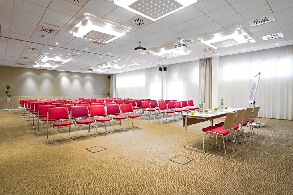 Novotel Salerno Est Arechi Εξωτερικό φωτογραφία
